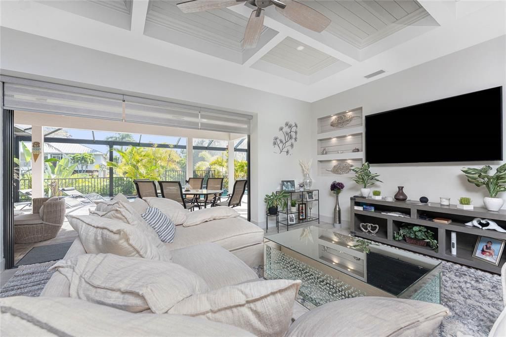 Dining room, Interior, Living room, Recessed Lighting