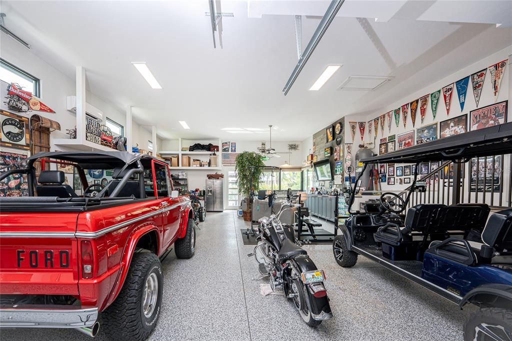 Garage, Interior, Recessed Lighting