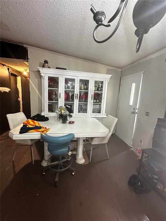 Dining room, Interior