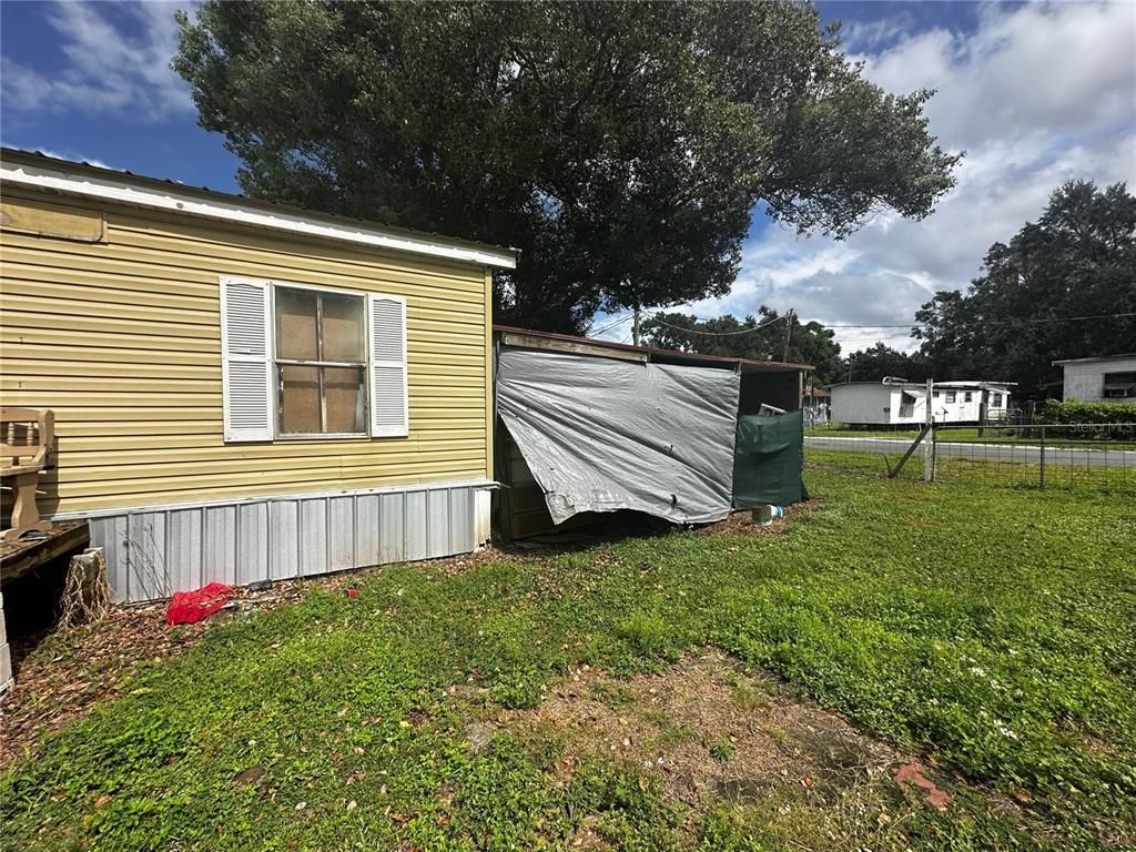 Backyard, Exterior