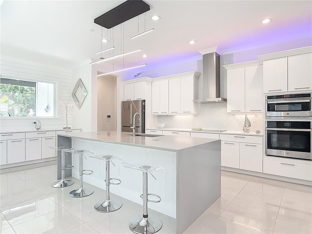 Interior, Kitchen, Pendant Lights, Recessed Lighting, Stainless Steel Appliances