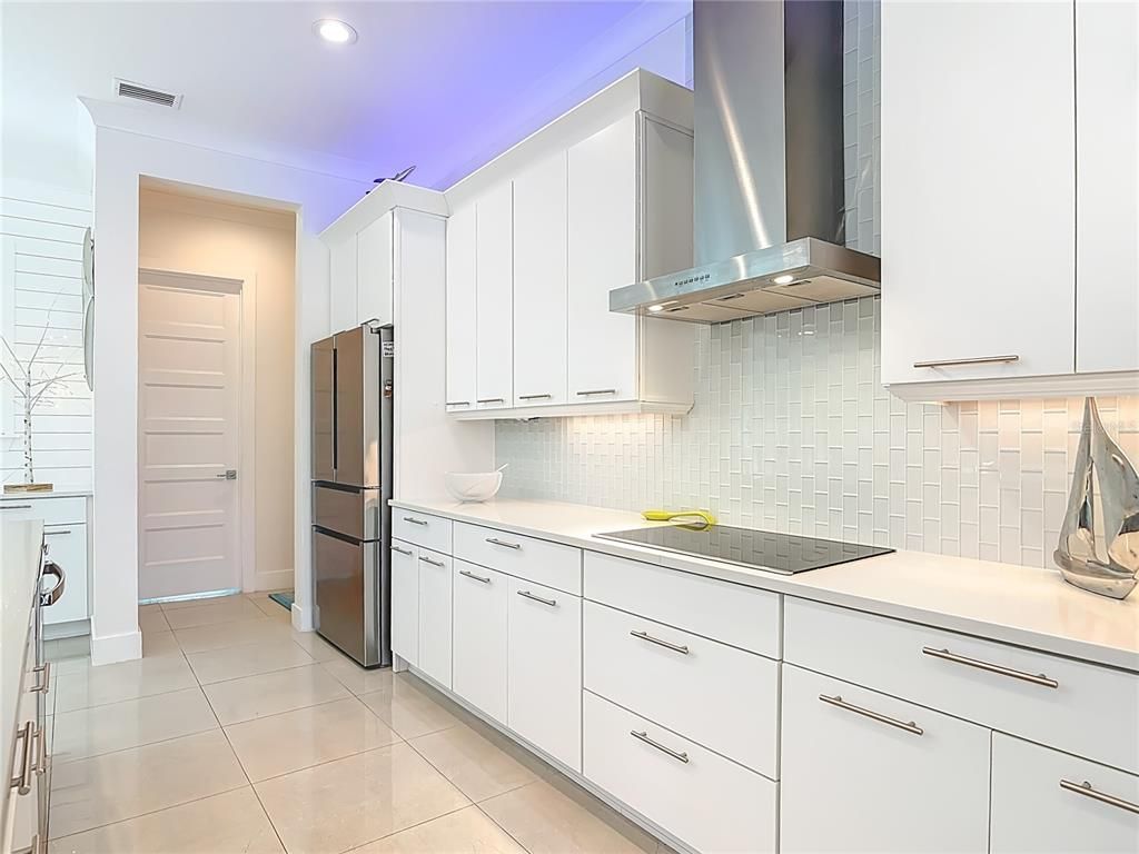 Interior, Kitchen, Recessed Lighting