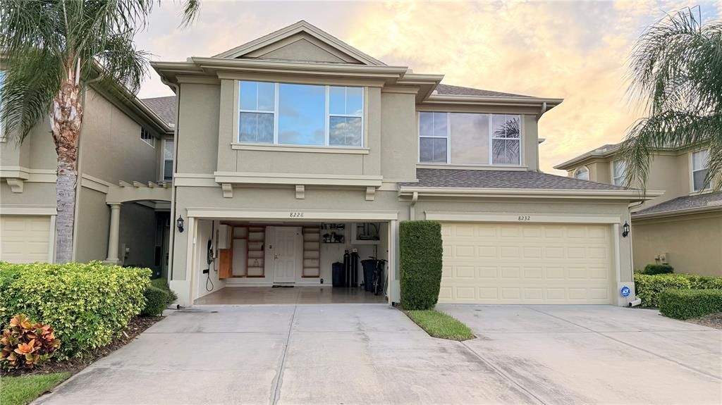 Attached, Exterior, Facade, Mediterranean