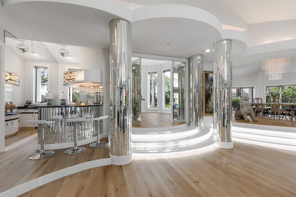 Chandelier, Dining room, Interior, Recessed Lighting, Wood Texture Flooring