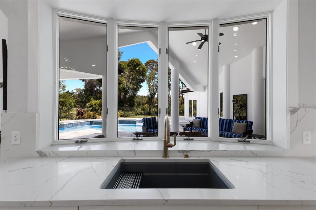 Interior, Kitchen, Recessed Lighting, Water