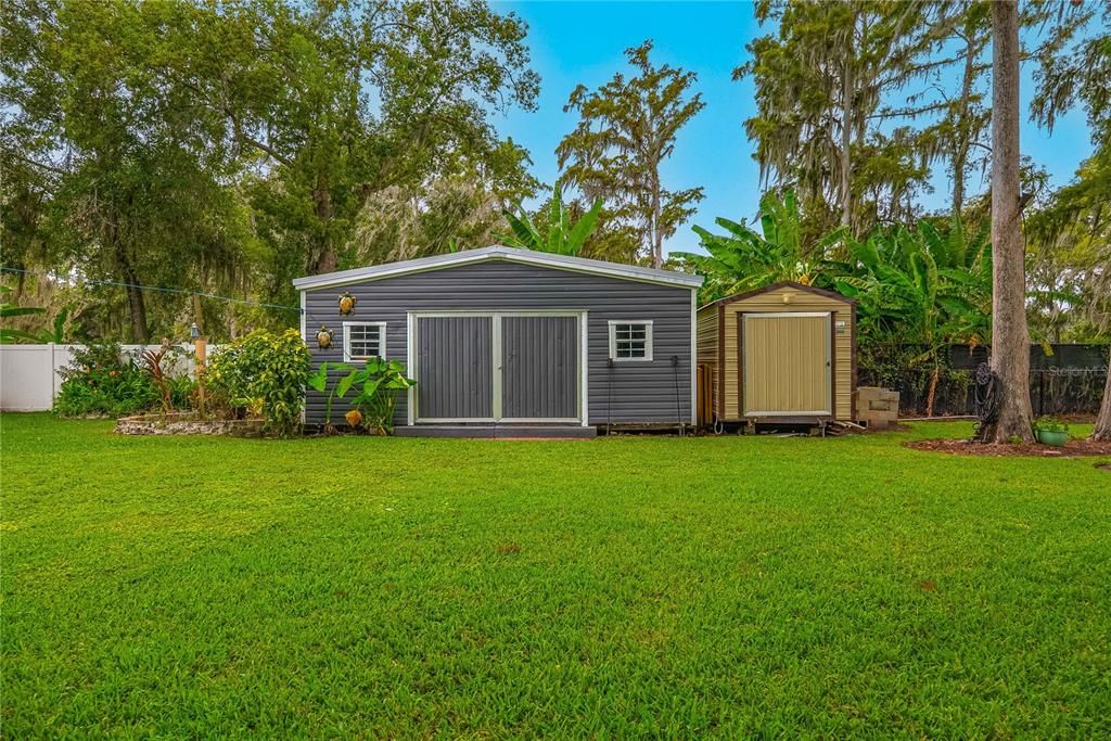 Backyard, Exterior
