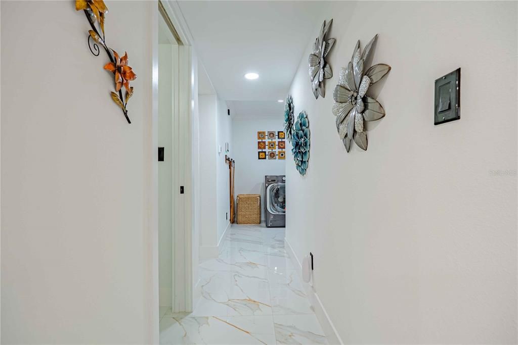 Interior, Marble, Recessed Lighting, Washer