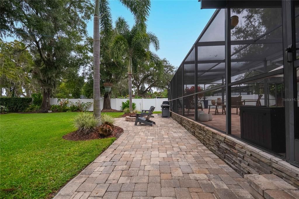 Backyard, Exterior