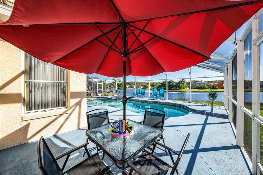 Exterior, Pool, Water