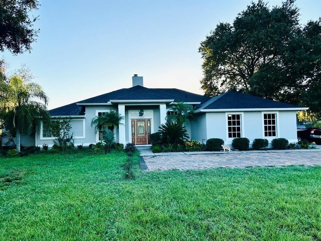 Backyard, Exterior, Facade, Ranch