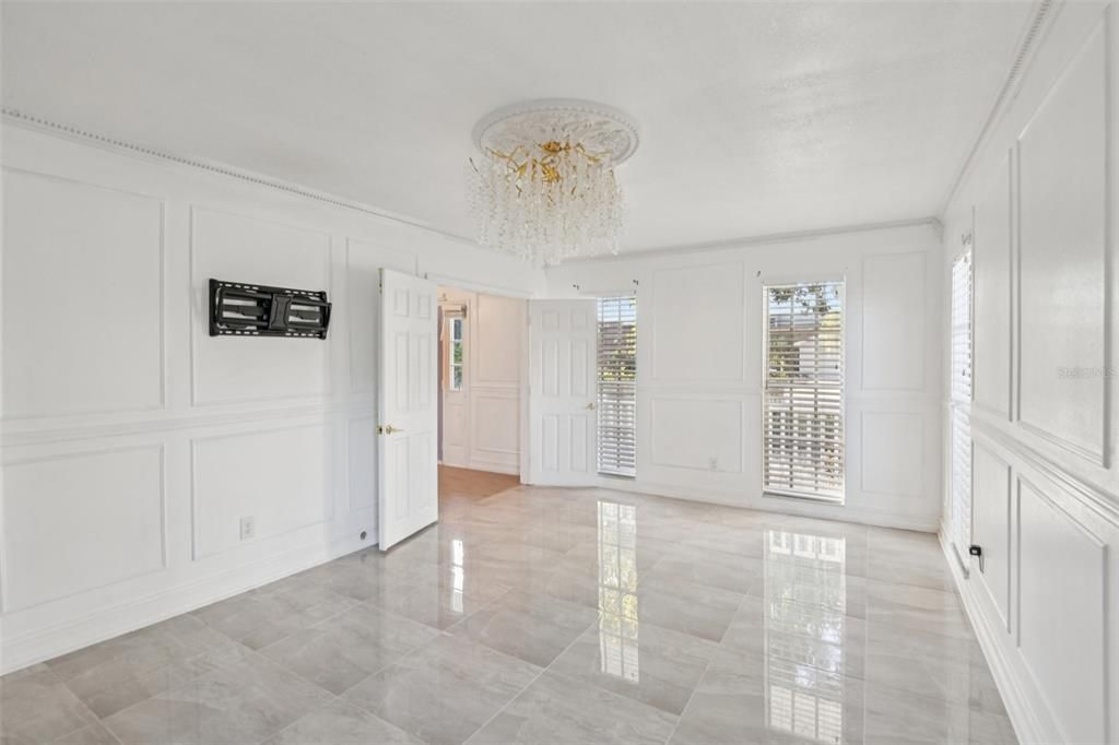Chandelier, Empty room, Interior