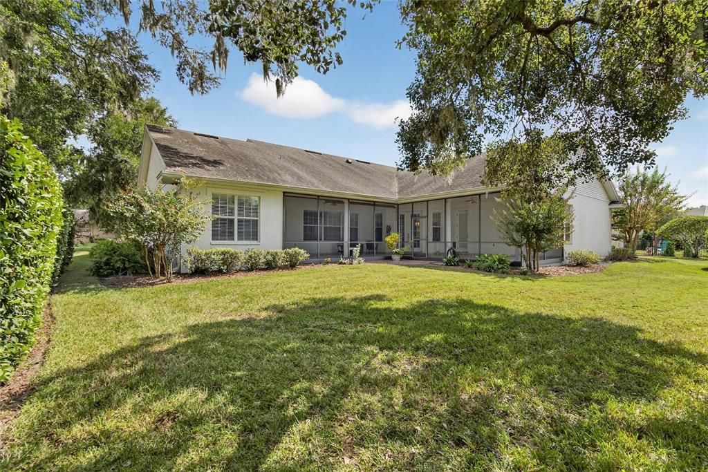 Backyard, Exterior