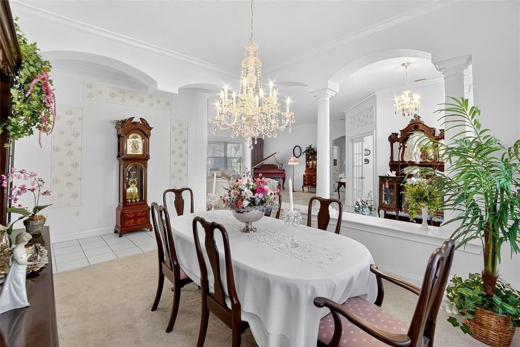 Chandelier, Dining room, Interior