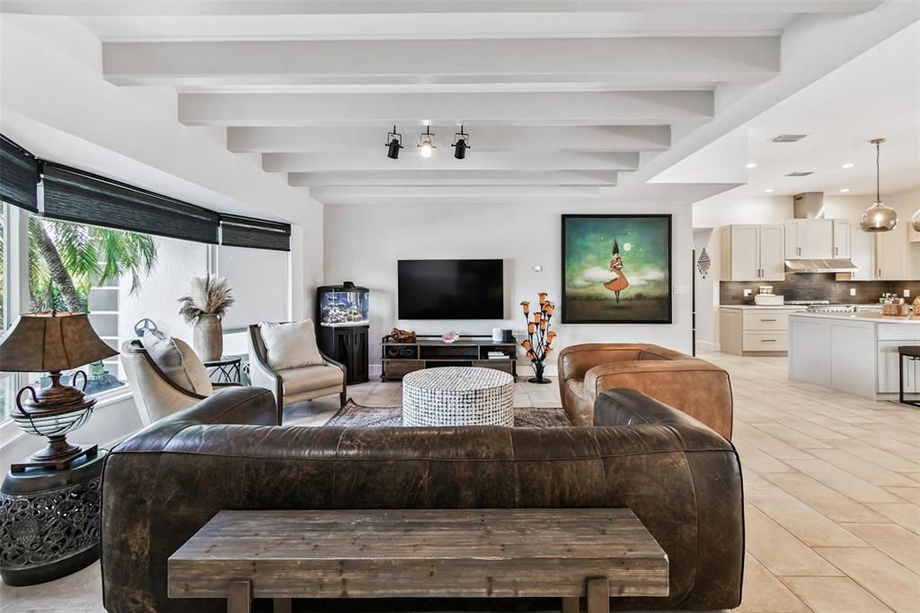 Interior, Kitchen, Living room, Pendant Lights, Recessed Lighting