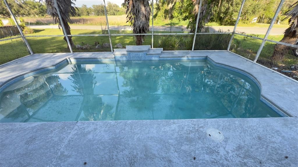 Interior, Pool, Sun Room