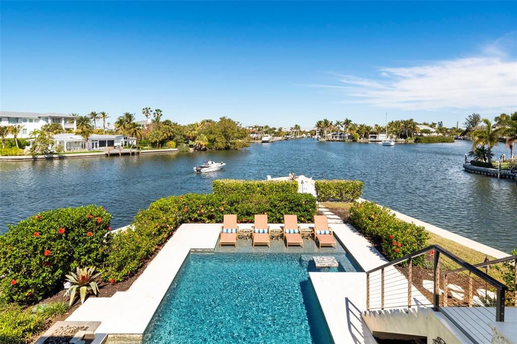 Exterior, Pool, Water