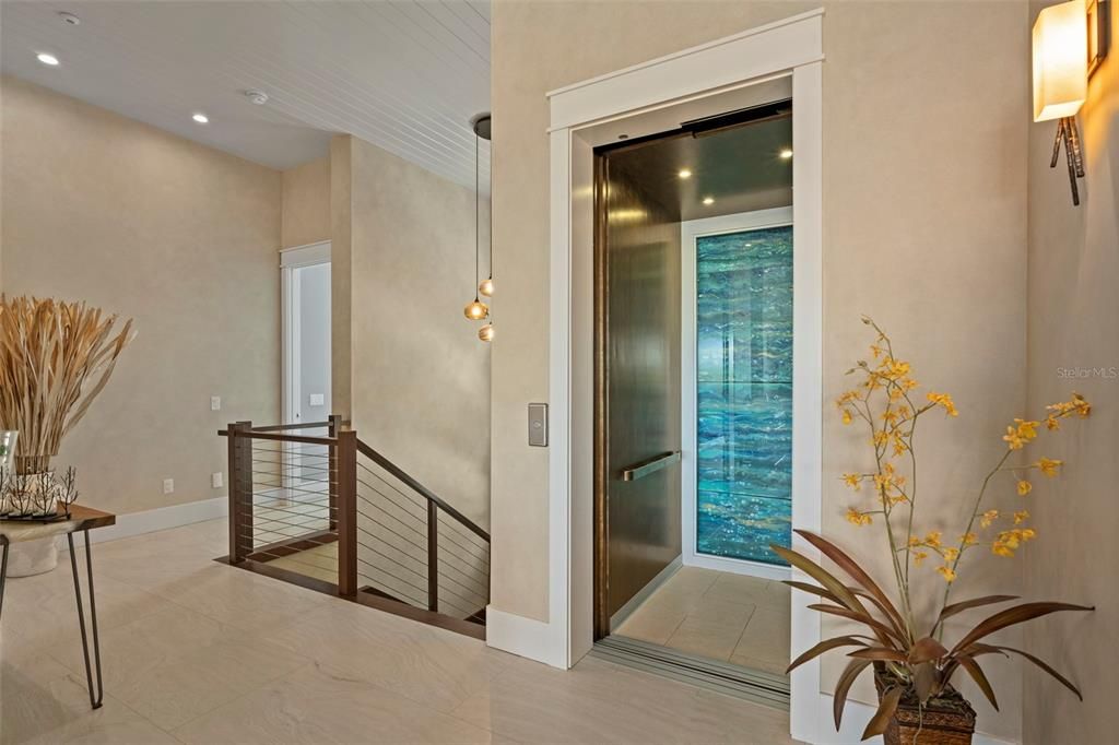 Elevator, Interior, Pendant Lights, Recessed Lighting