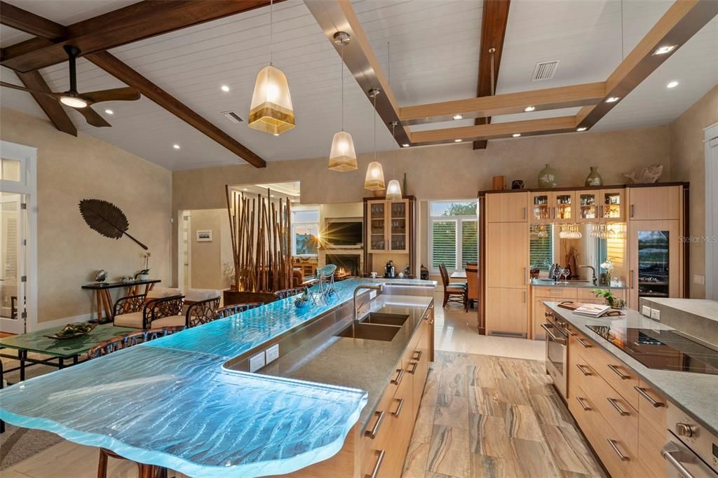 Dining room, Interior, Kitchen, Pendant Lights, Recessed Lighting, Wooden Beams, Wood Texture Flooring