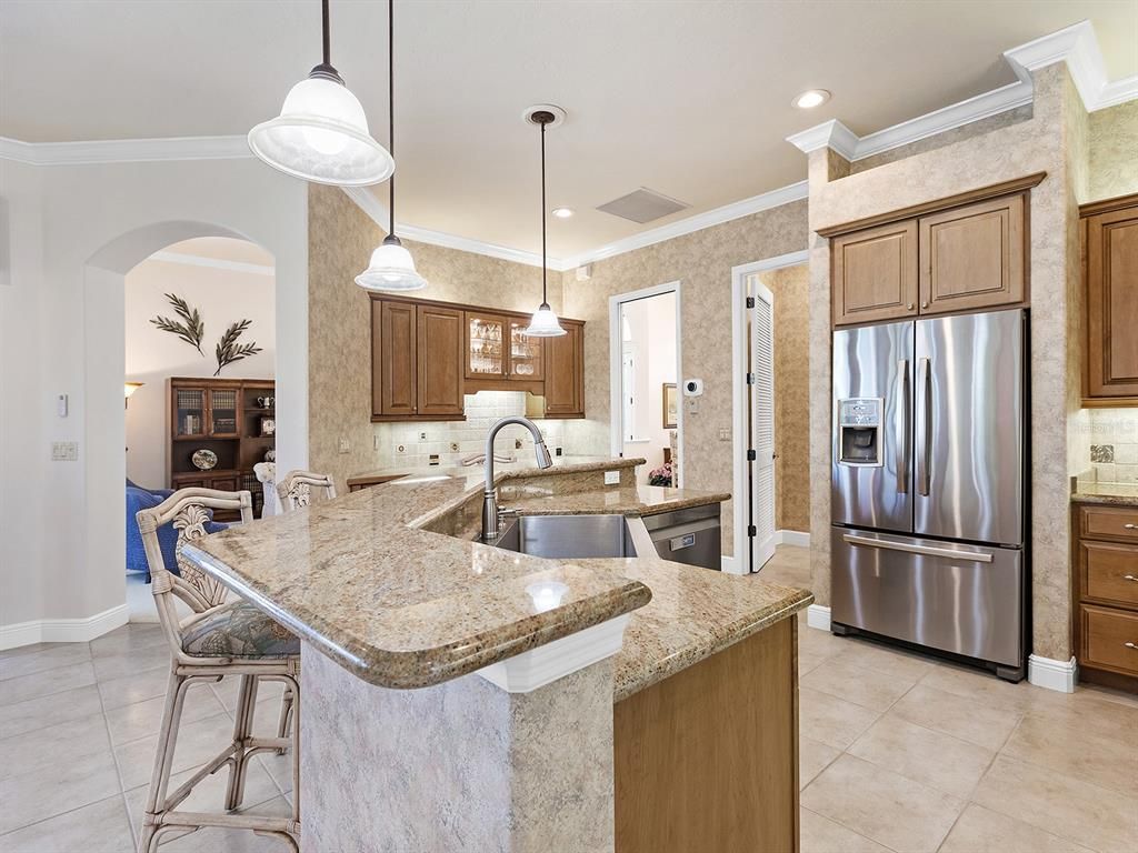 Interior, Kitchen, Pendant Lights, Recessed Lighting, Stainless Steel Appliances