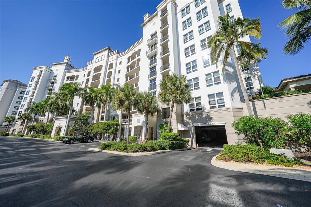 Exterior, Facade, Condo Building