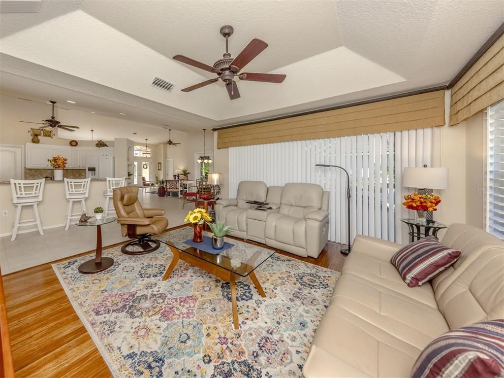 Interior, Living room, Pendant Lights, Recessed Lighting, Wood Texture Flooring