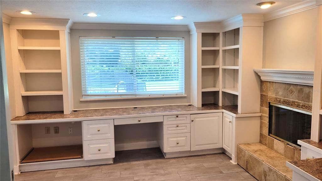 Fireplace, Interior, Recessed Lighting, Wood Texture Flooring