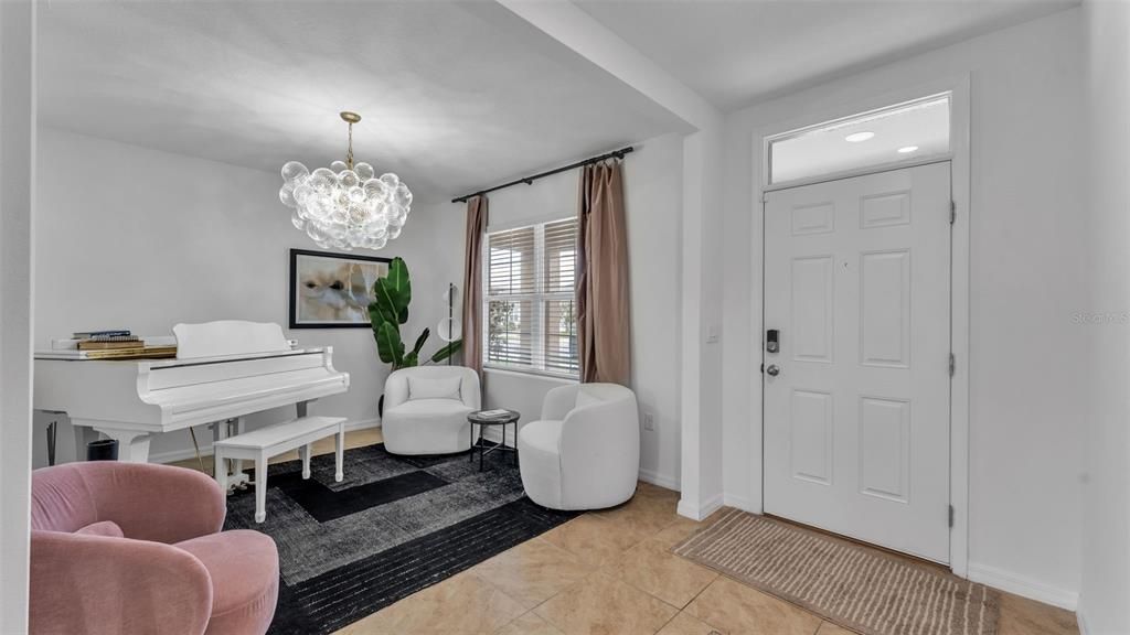 Interior, Pendant Lights, Piano, Recessed Lighting