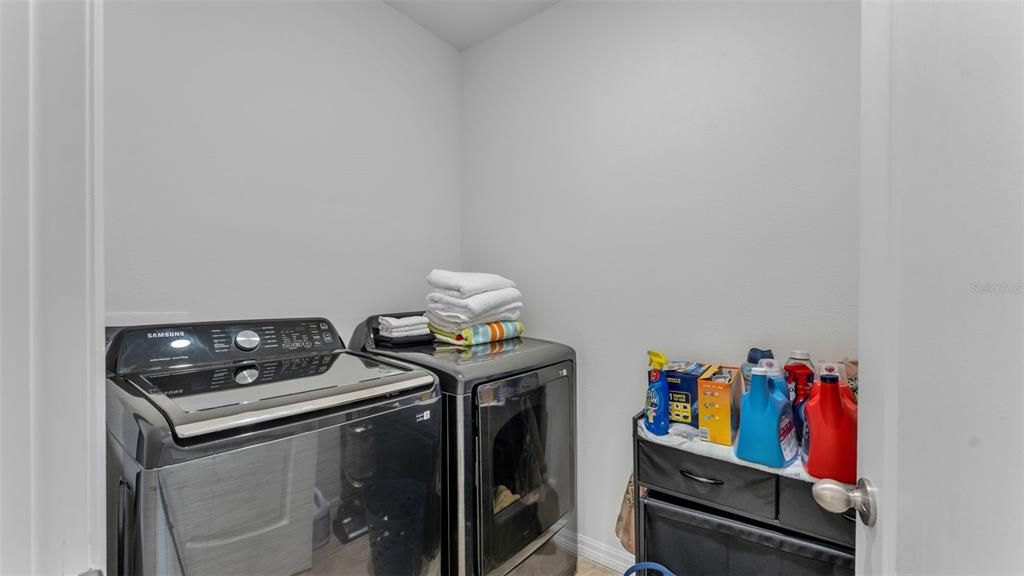 Interior, Washer