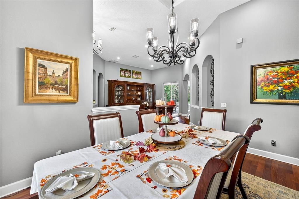 Chandelier, Dining room, Interior, Recessed Lighting, Wood Texture Flooring