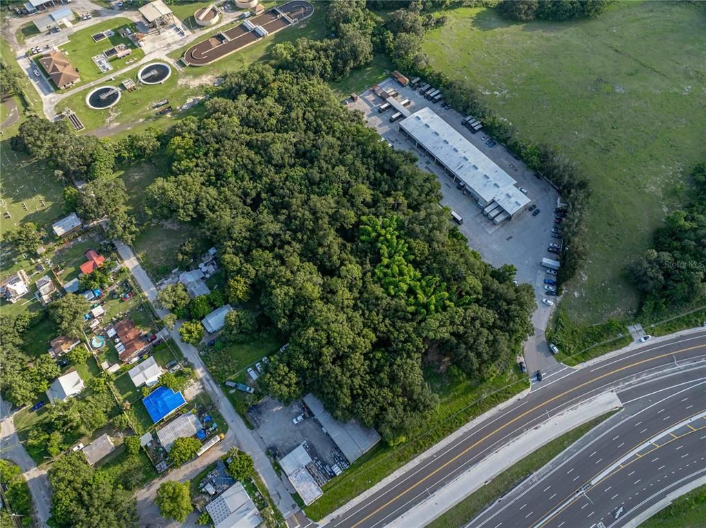 Exterior, Drone