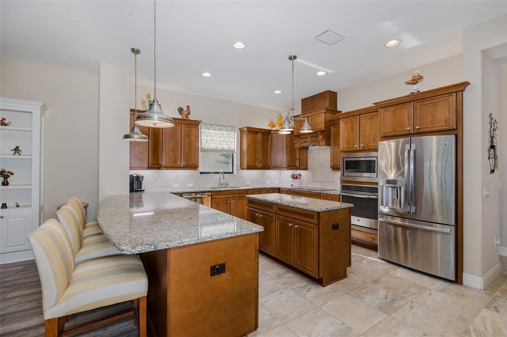 Interior, Kitchen, Pendant Lights, Recessed Lighting, Stainless Steel Appliances