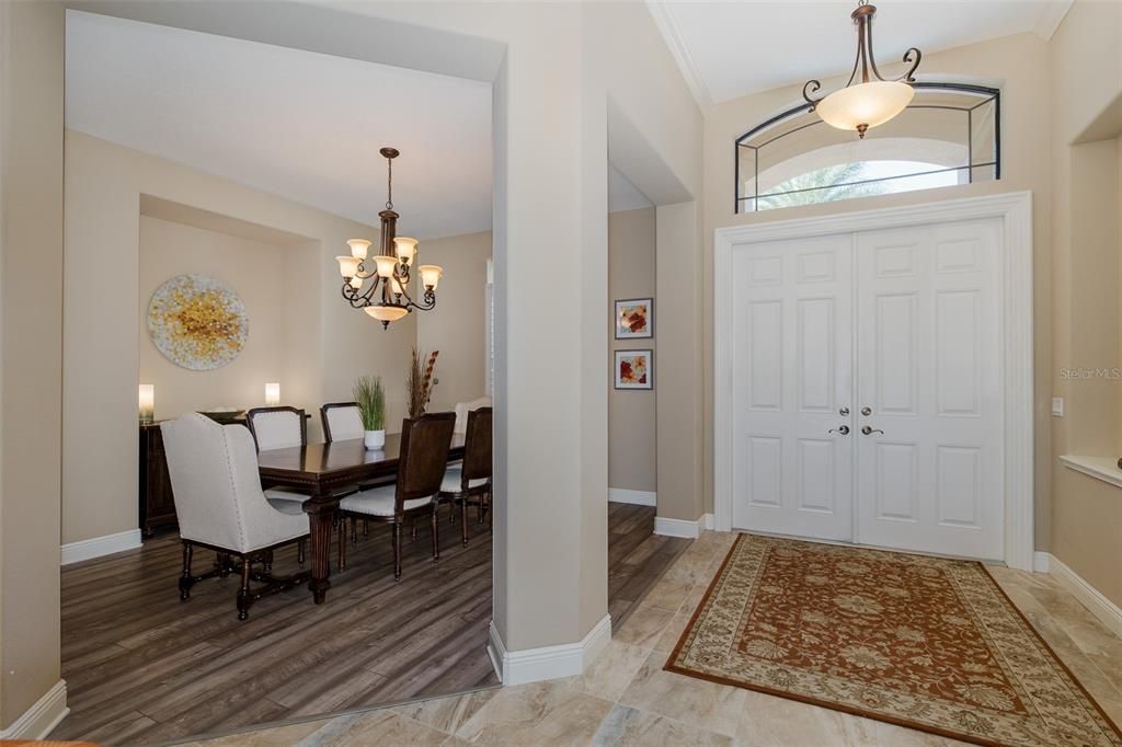 Chandelier, Dining room, Interior, Pendant Lights, Wood Texture Flooring
