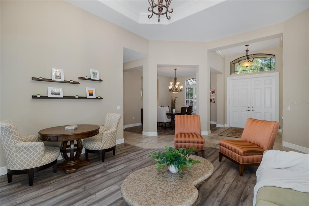 Chandelier, Dining room, Interior, Pendant Lights, Wood Texture Flooring
