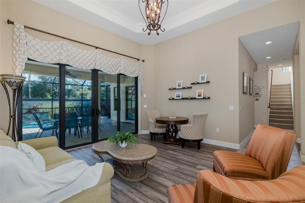 Dining room, Interior, Living room, Pendant Lights, Recessed Lighting, Wood Texture Flooring