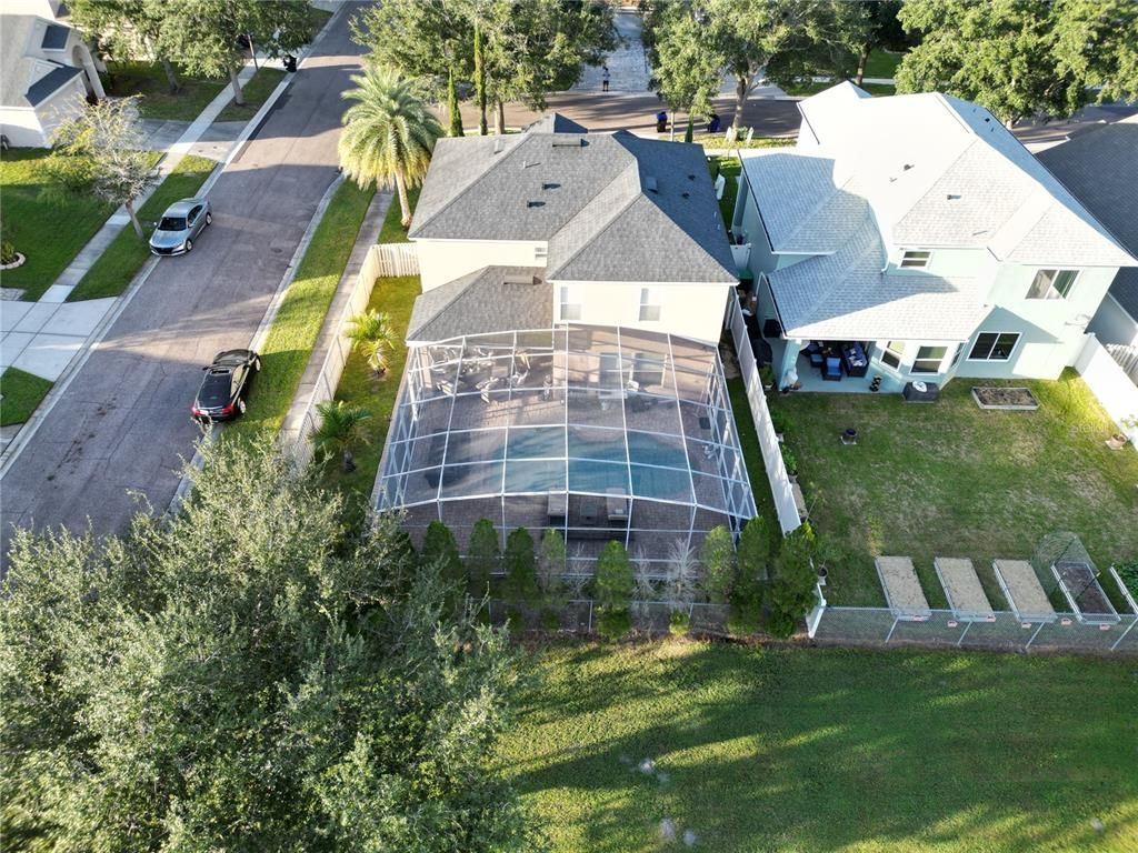 Exterior, Drone