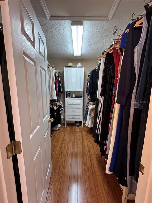 Interior, Walk-in Closets, Wood Texture Flooring
