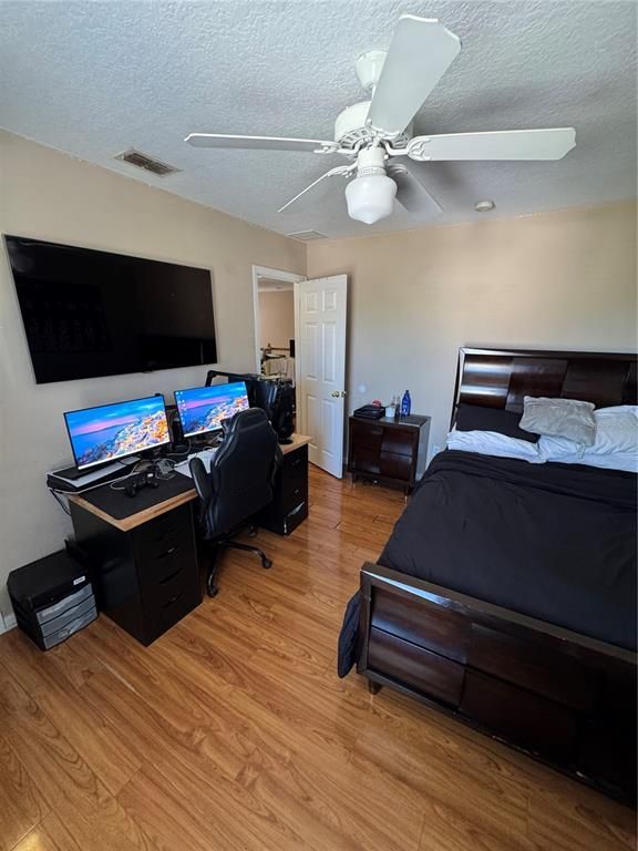 Bedroom, Home Office, Interior, Wood Texture Flooring