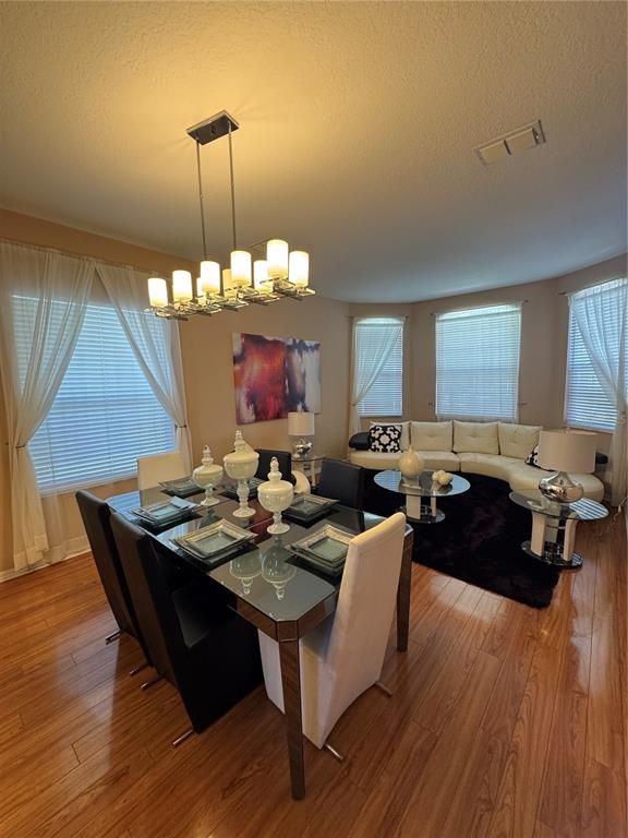 Chandelier, Dining room, Interior, Living room, Pendant Lights, Wood Texture Flooring
