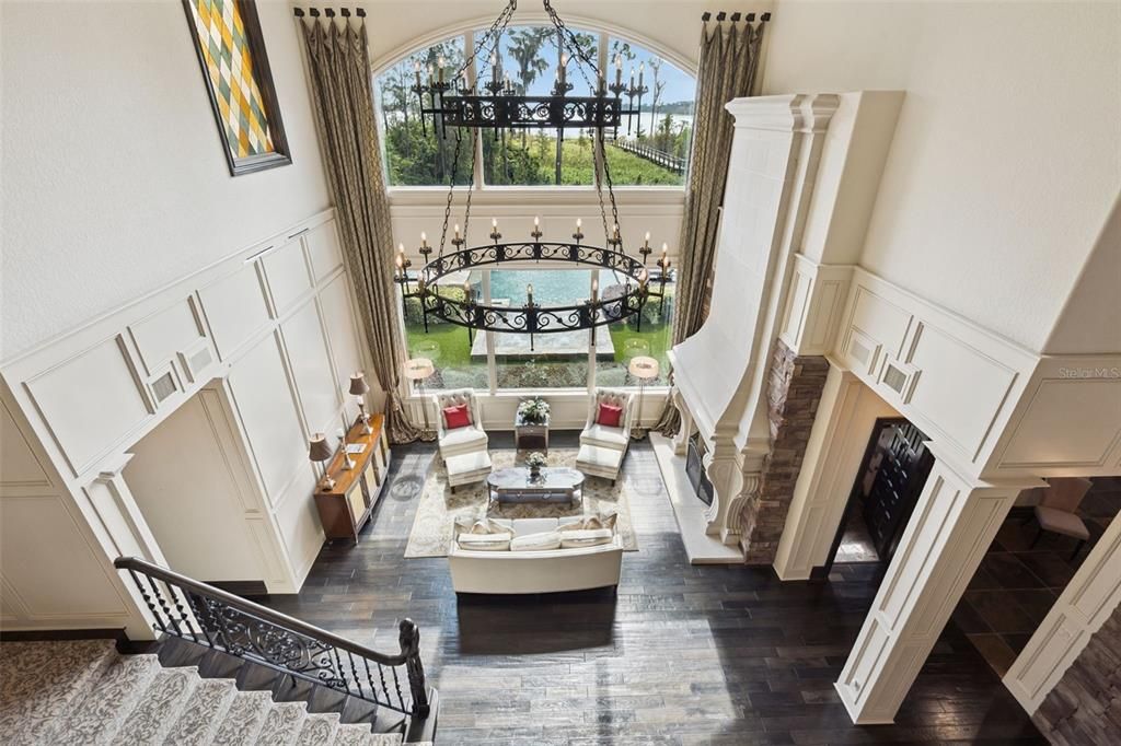 Interior, Living room, Pendant Lights, Wood Texture Flooring