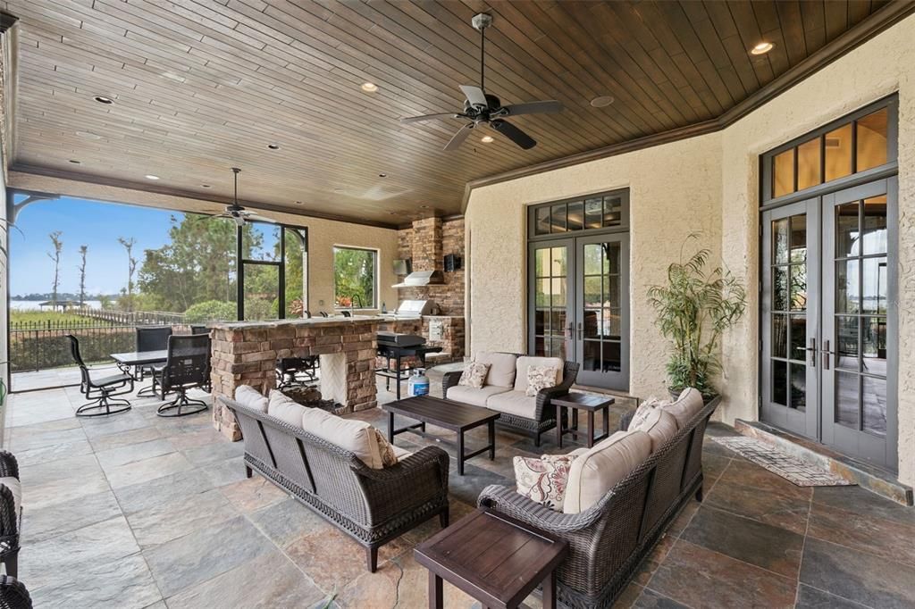 Exterior, Outdoor Kitchen