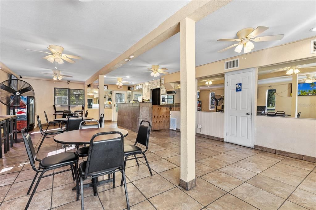 Dining room, Interior, Kitchen, Recessed Lighting