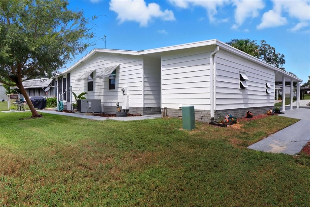 Backyard, Exterior