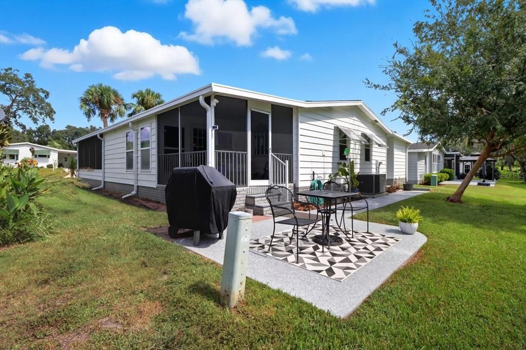Backyard, Exterior