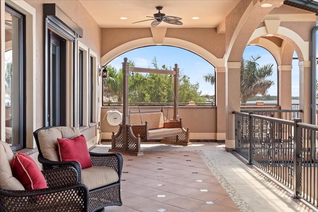 Exterior, Recessed Lighting