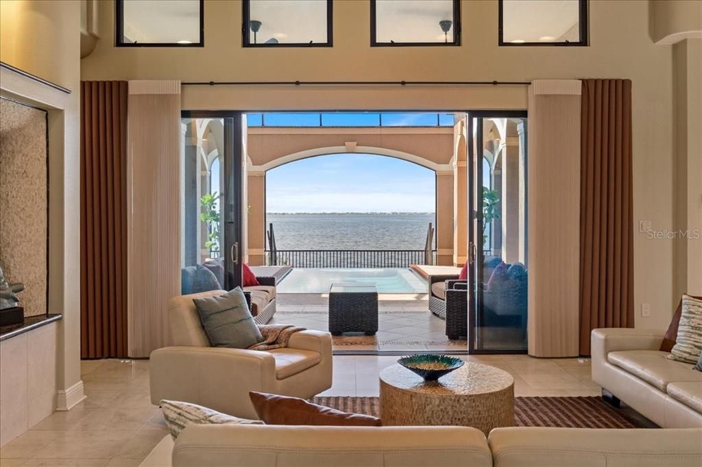 Interior, Living room, Water