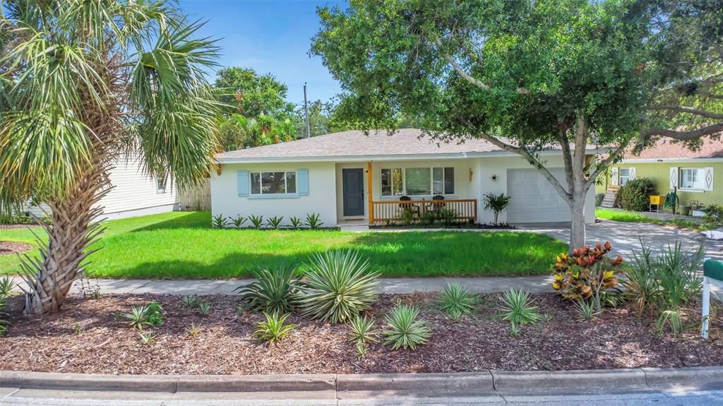 Attached, Backyard, Exterior, Facade, Ranch