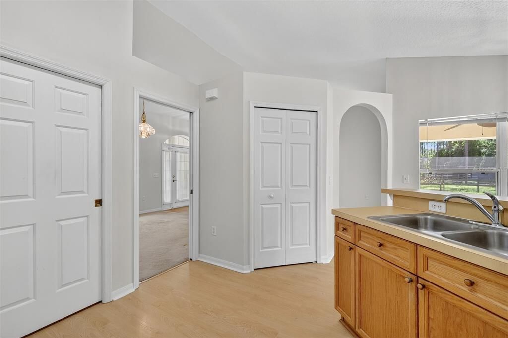 Chandelier, Interior, Kitchen, Wood Texture Flooring