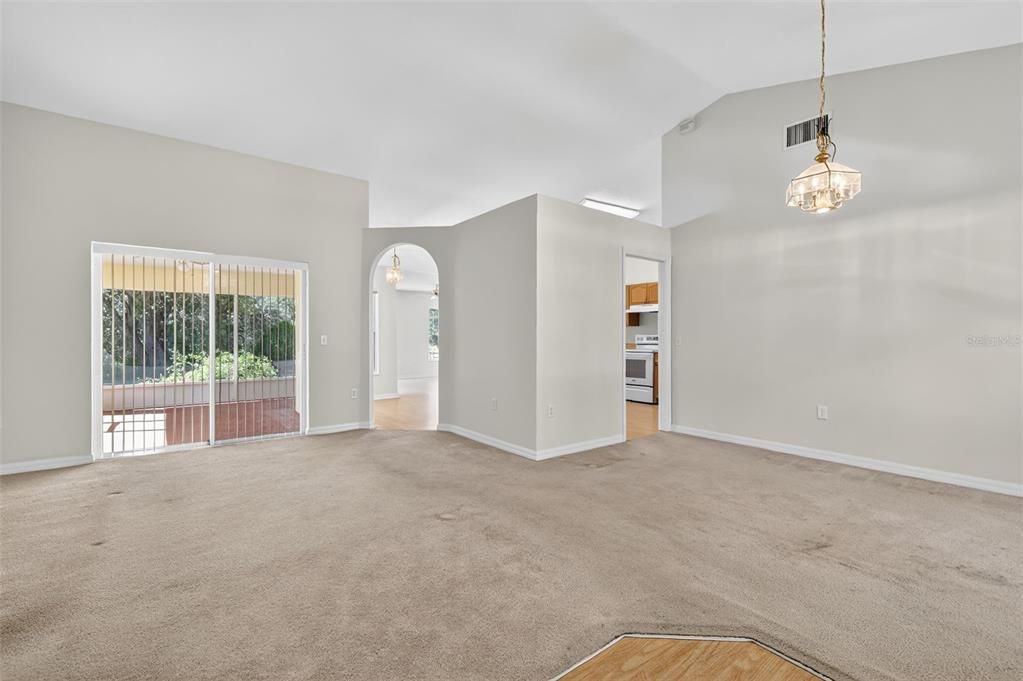 Empty room, Interior, Pendant Lights
