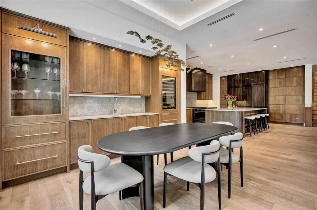 Dining room, Interior, Kitchen, Recessed Lighting, Wood Texture Flooring