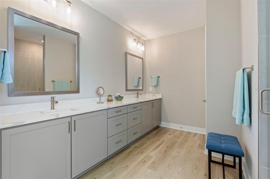 Bathroom, Dual Sink Vanities, Interior, Wood Texture Flooring